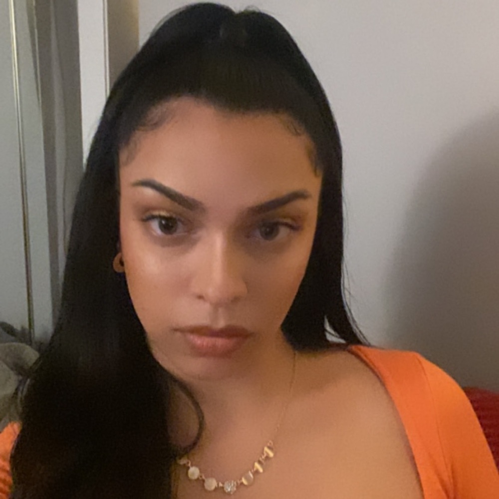 Meet your Posher, Janea